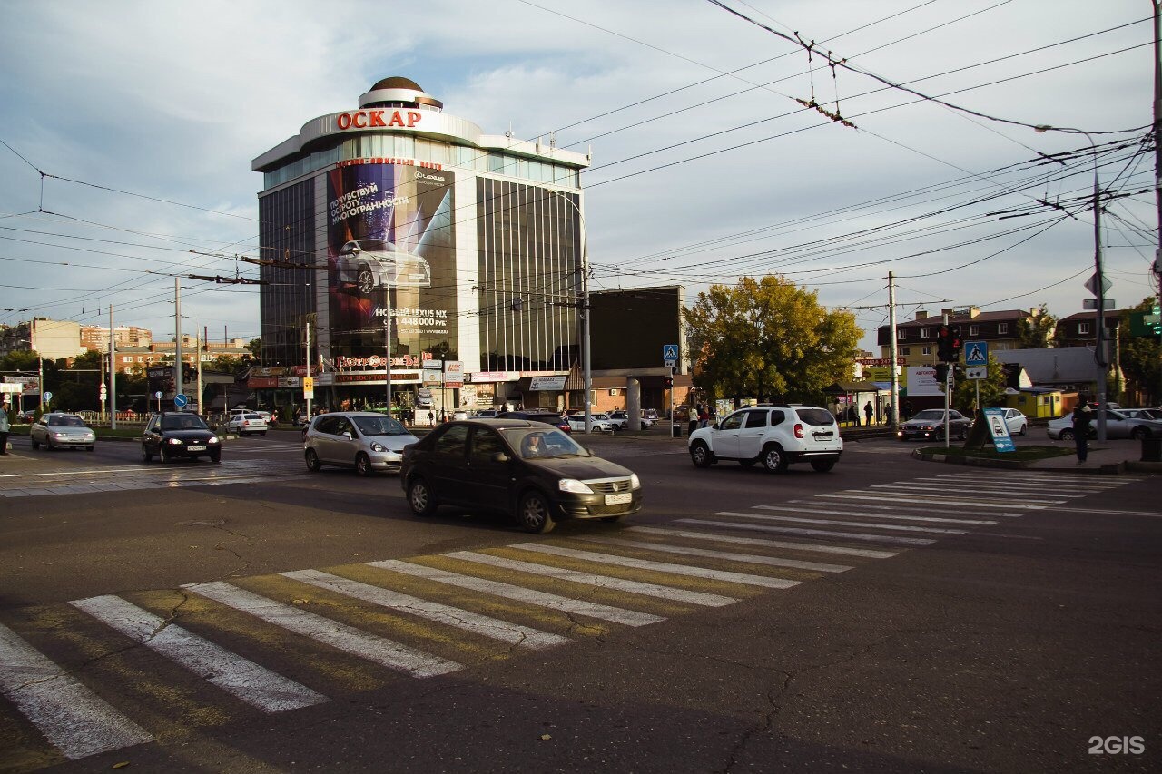 Краснодар, улица 40 лет Победы, 34, торгово-офисный центр «Оскар»