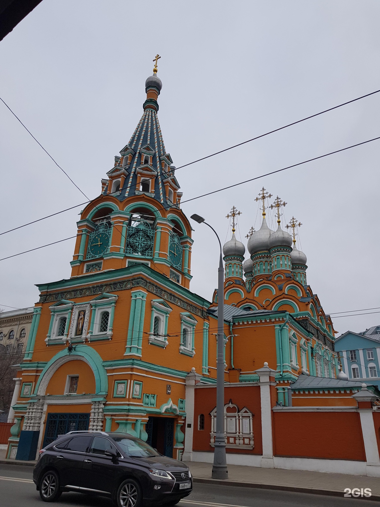 Храм неокесарийского на полянке расписание богослужений. Храм Григория Неокесарийского на полянке. Церковь святителя Григория Неокесарийского, Москва. Церковь Григория Неокесарийского Иркутск. Большая Полянка, 29/32 . Храм свт. Григория Неокесарийского,.