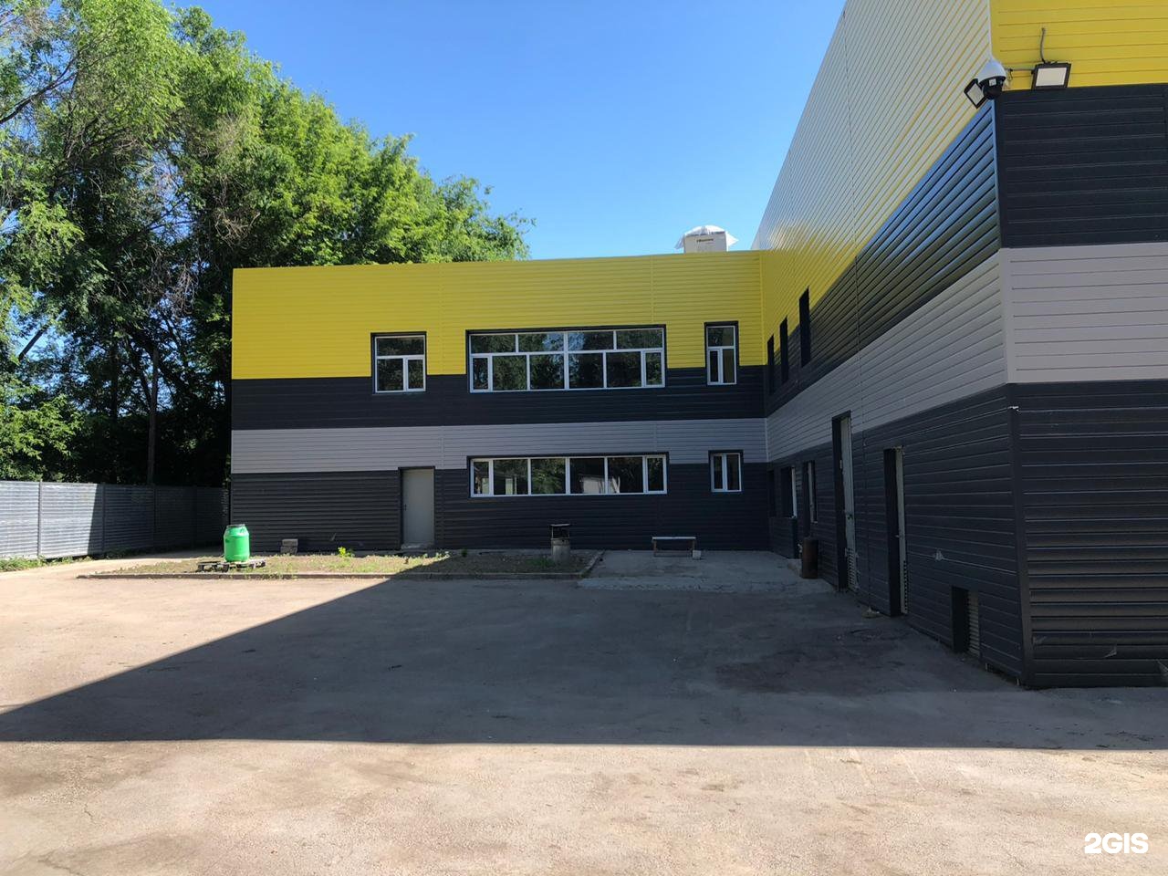 Бизнес люди. Wwg. Wide group. Wide group. Wide group.