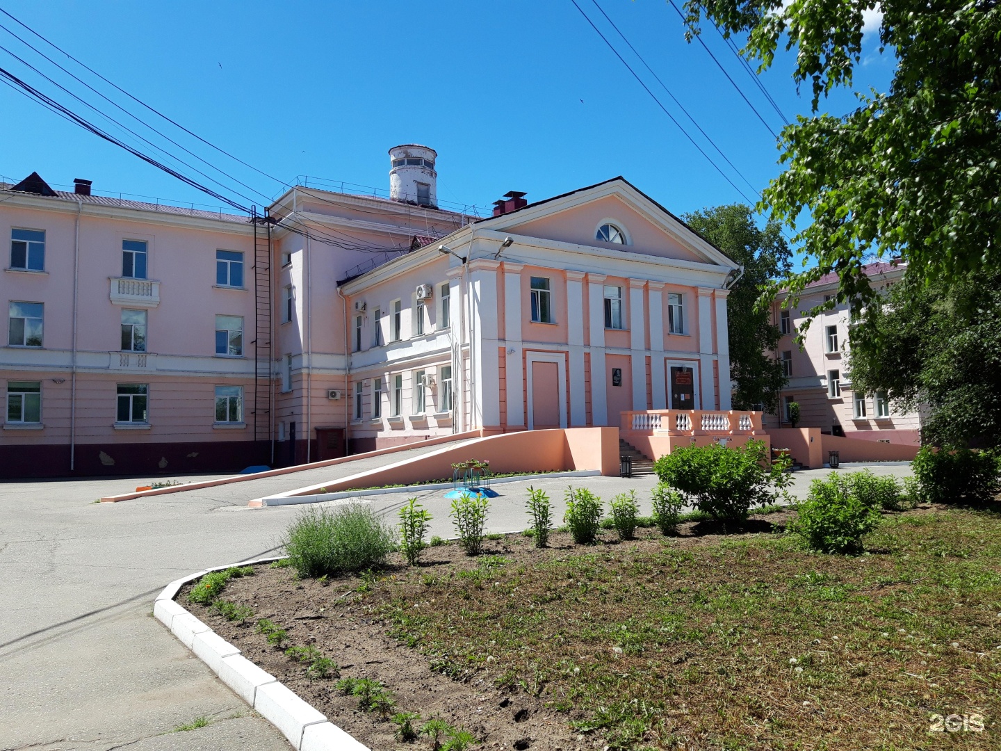 Детская областная больница благовещенск октябрьская. АОДКБ Благовещенск. Октябрьская 108 Благовещенск. Амурская областная клиническая больница Благовещенск. Амурская областная детская клиническая больница Благовещенск.