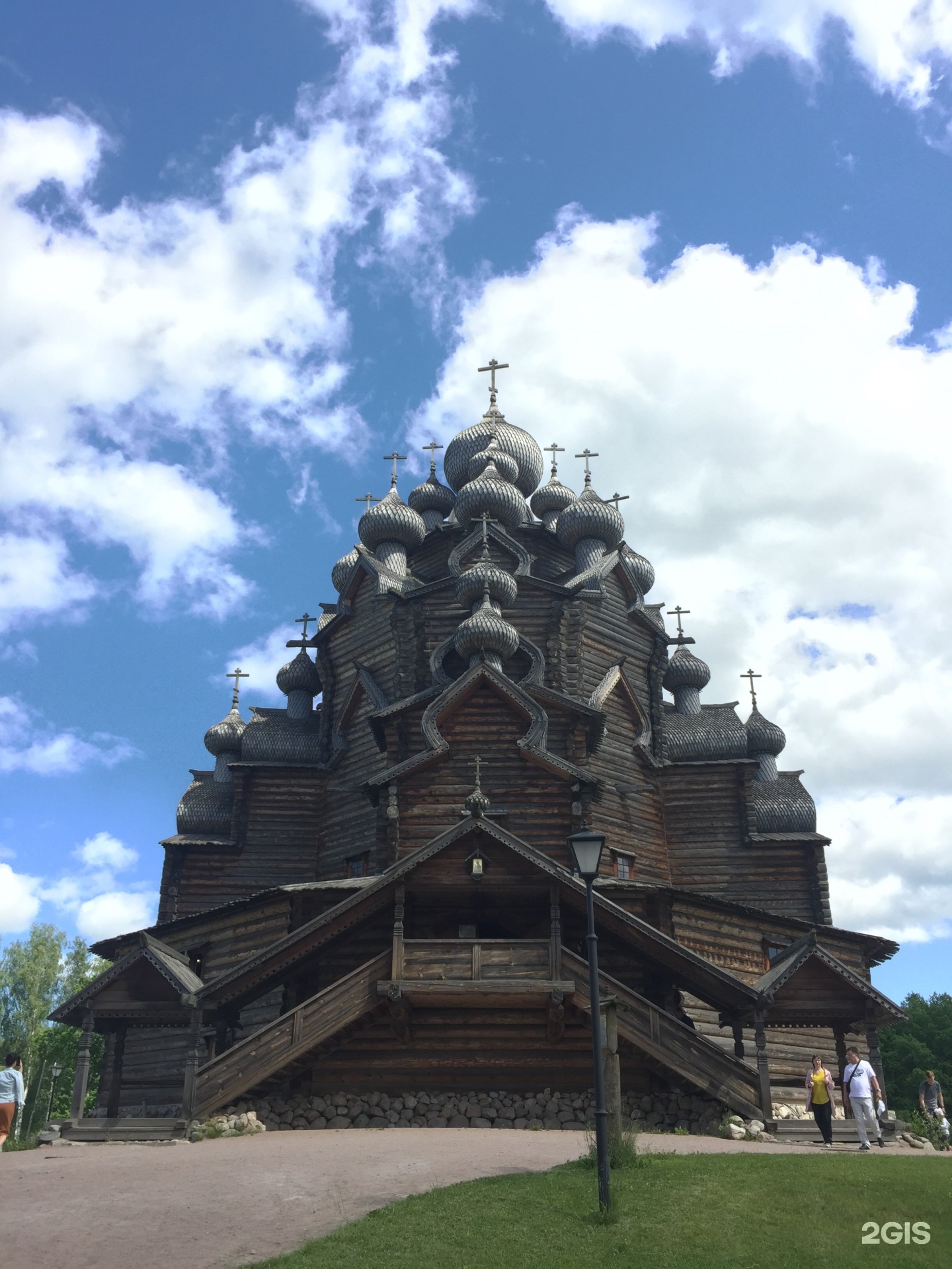 Никольская Церковь в посёлке Свердлова