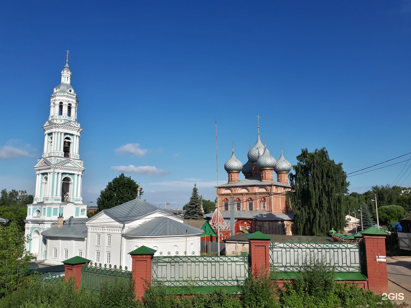 Кострома нижняя Дебря Церковь. Церковь Воскресения на Дебре Кострома. Нижняя Дебря 70 Кострома. Кострома нижняя Дебря 17.