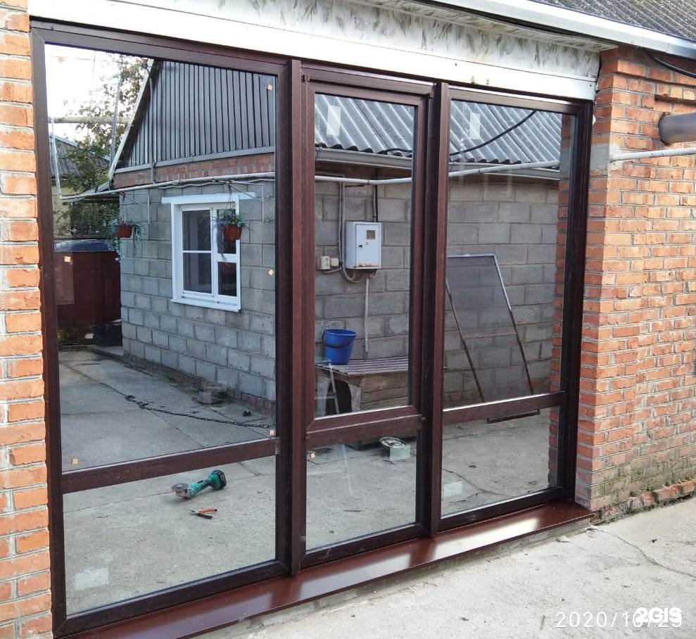 сервисно-оконная компания сок дыбенко 114. окна с завода. логотип окна.