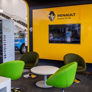 Фото от владельца Renault, автосалон