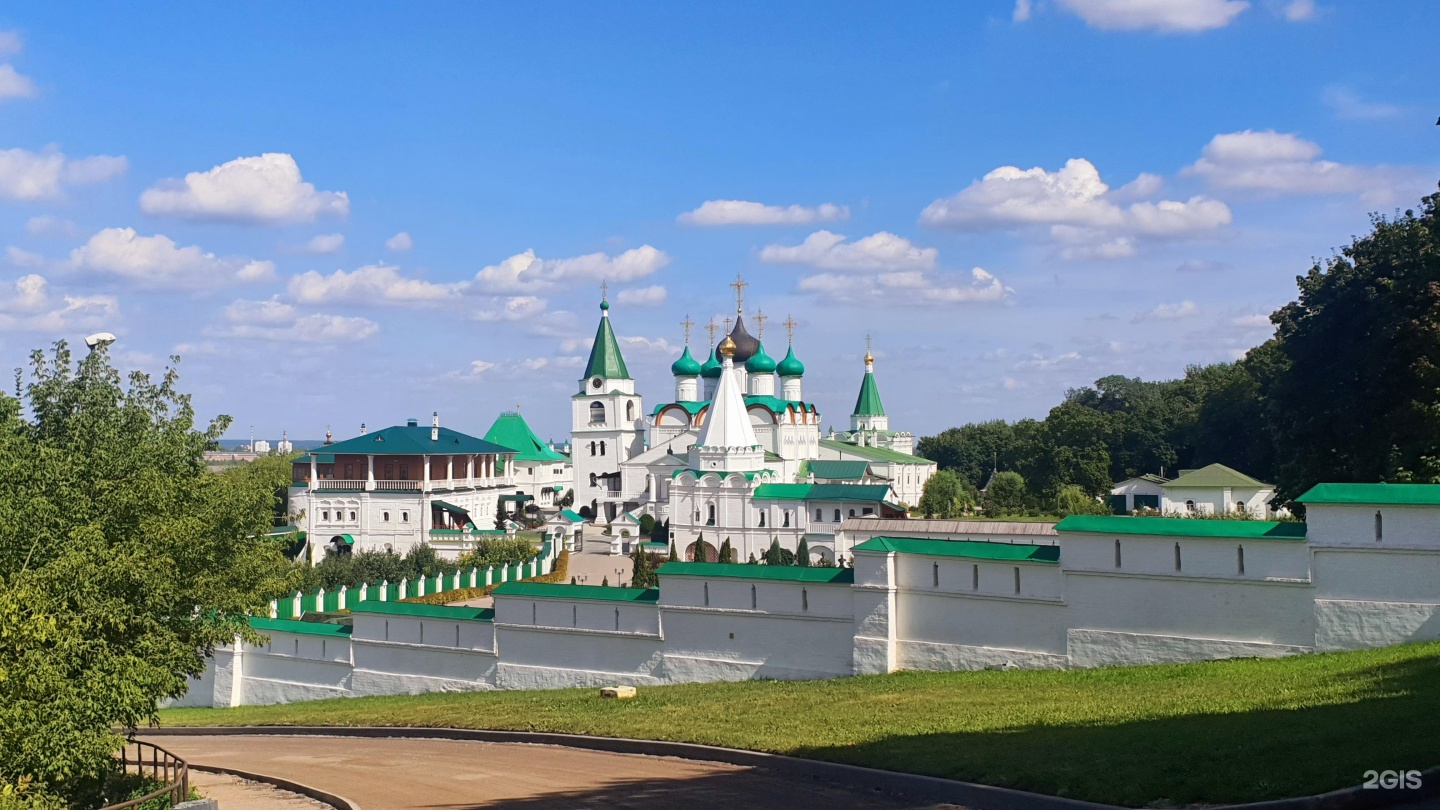 Нижний новгород приволжский. Вознесенский мужской Печорский монастырь. Печерский Вознесенский монастырь Нижний Новгород училище. Вознесенский Печерский монастырь цветение. Нижний Новгород, Приволжская Слобода 108..