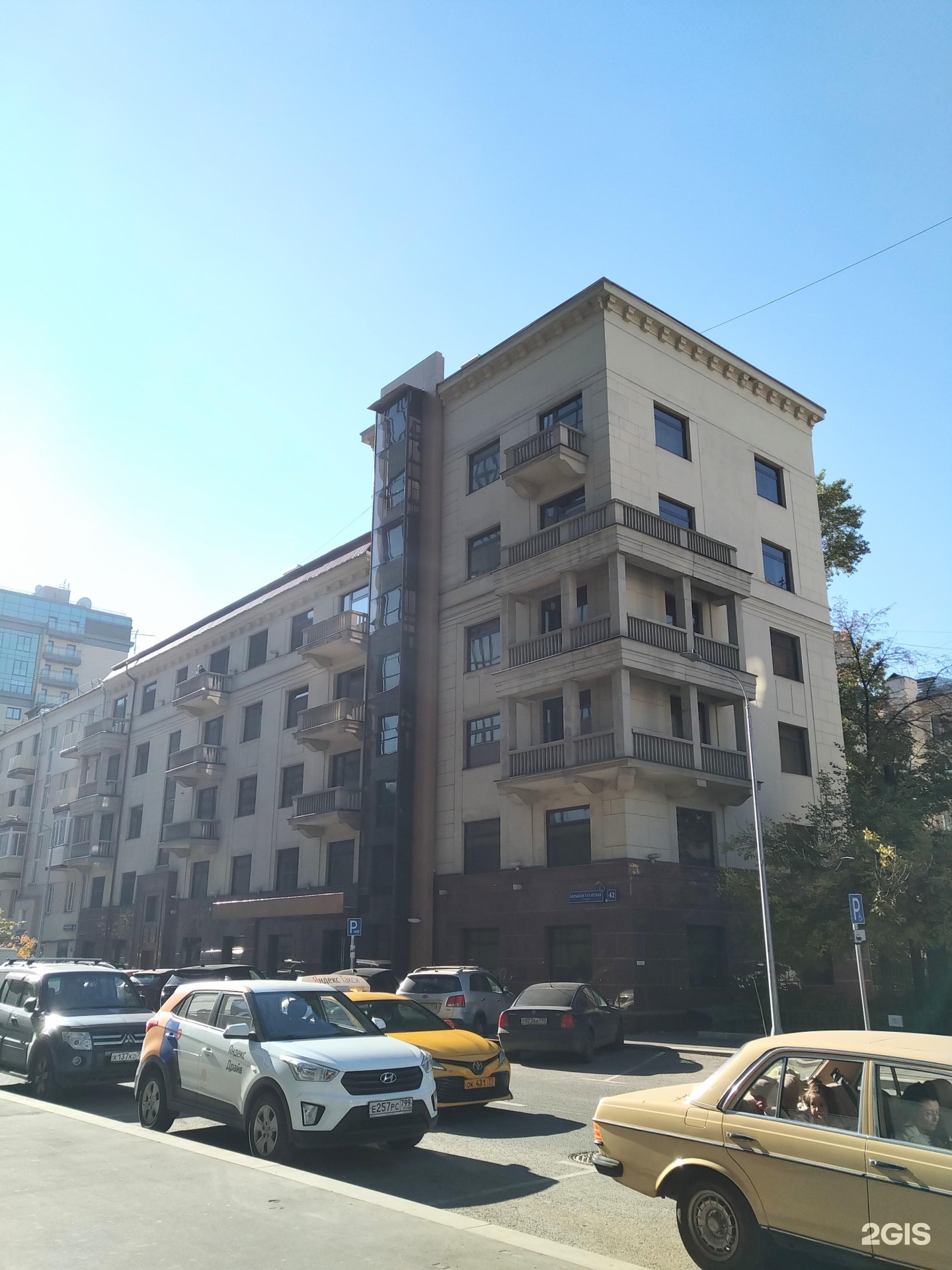 Большая татарская 26 москва. Большая татарская, дом 42. Москва, большая татарская улица, 42. Большая татарская, 9. Москва, большая татарская улица, 42.