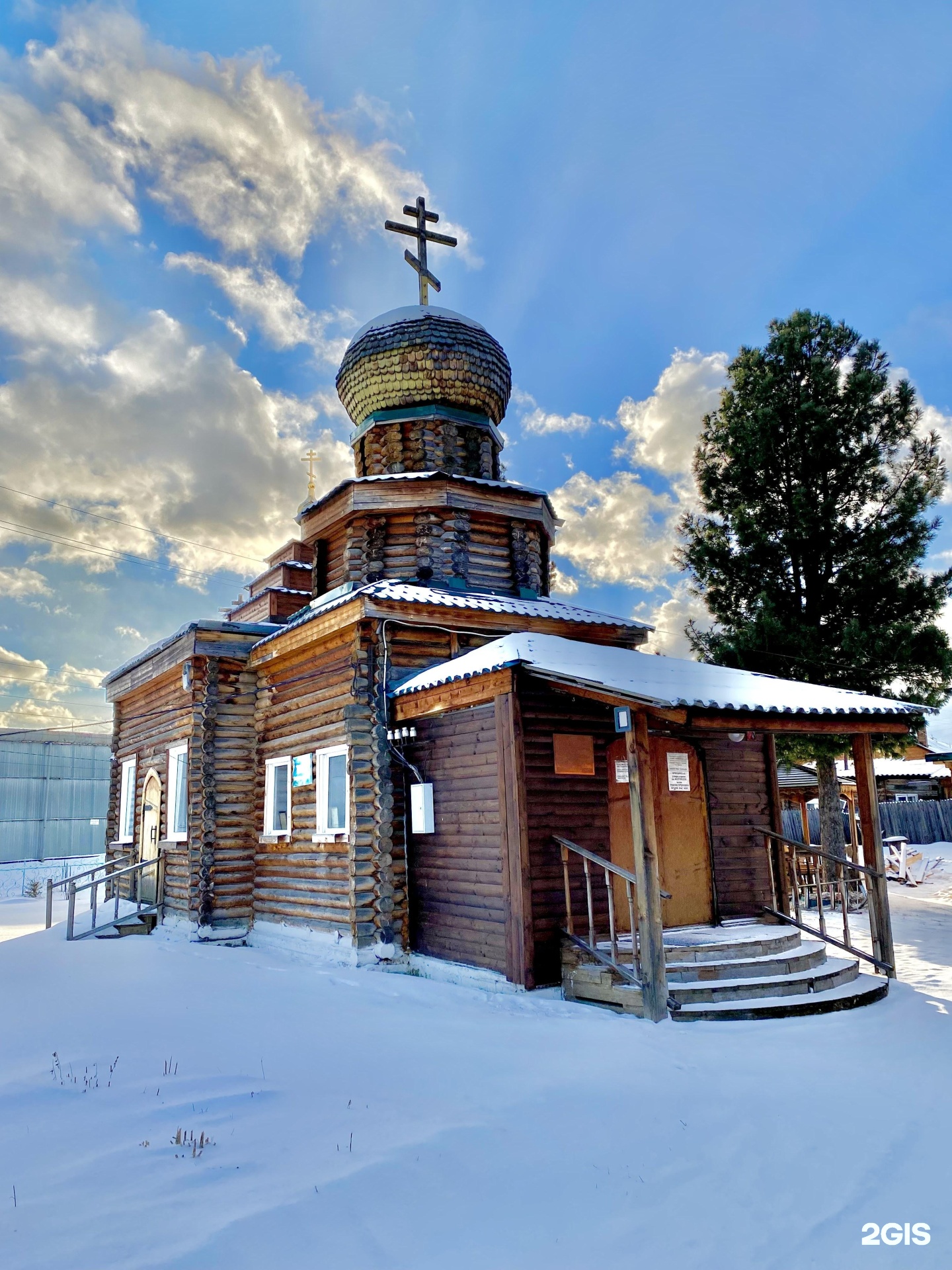 Красноярский емельяновский. Церковь Николая Чудотворца Красноярск. Церковь п. элита Емельяновский район Красноярский край. Храм с.Устюг Емельяновский район. Село Арейское Красноярский.