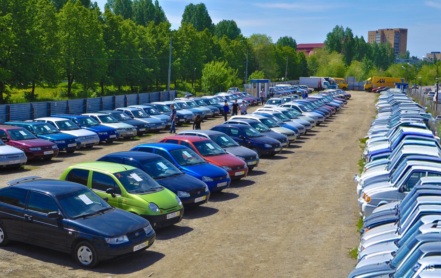 Автосалон Пава Тольятти. Шоссейная 46 Тольятти автосалон. Москвич Тольятти автосалон. Салон Тольятти кузовов.