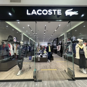 Фото от владельца LACOSTE, сеть магазинов одежды и обуви