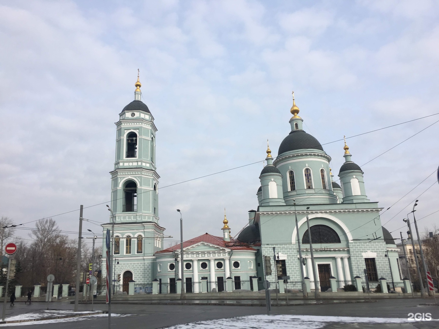 Храм сергия радонежского в рогожской слободе. Храм Сергия Радонежского Николоямская 59. Панорама Москвы с храмом Сергия Радонежского в Рогожской Слободе. Церковь Сергия Радонежского в Москве в Рогожской Слободе зимой.