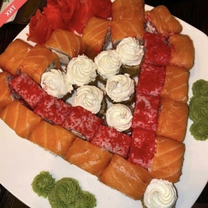 Фото от владельца Maxi sushi, компания по доставке и продажи суши