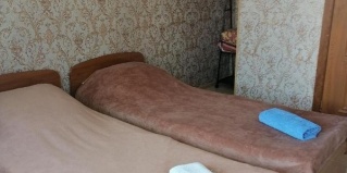 Абрау-Дюрсо: Гостевой дом Айвенго
