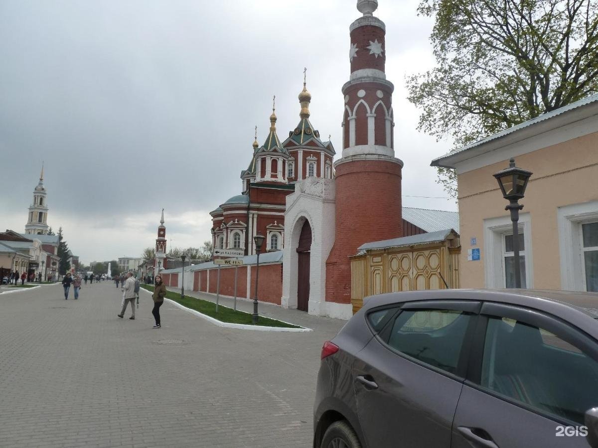 Лажечникова 2 Коломна. Новоголутвинский монастырь Коломна. Коломна Кремль улица Лажечникова.