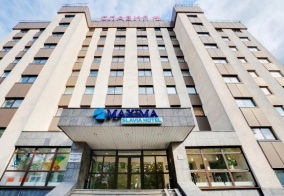 Отель Максима Славия в Москве