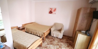 Лазаревское: Коттедж Гостевой дом