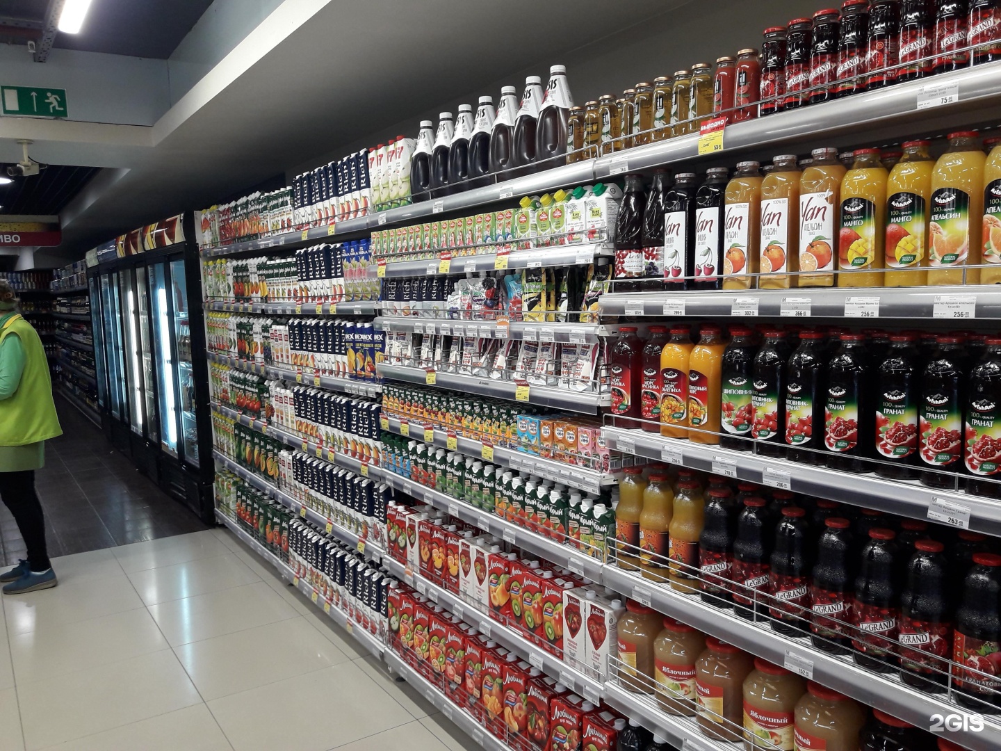 Михайловский супермаркет владивосток. Михайловский супермаркет заря. Супермаркет михайловский владивосток. Супермаркет михайловский владивосток. Тк заря владивосток.