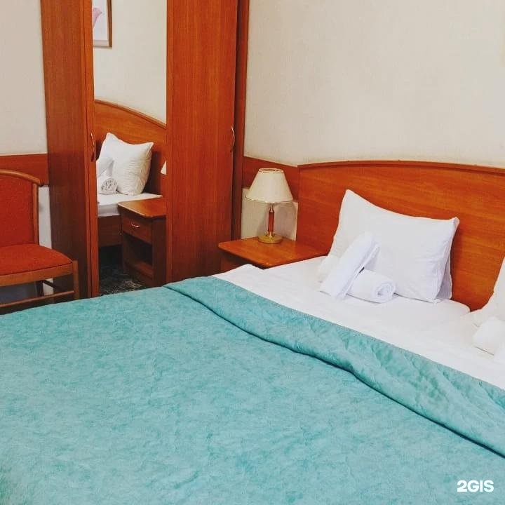 Отель базис. Отель Базис м. Гостиница метро Южная. Отель Южный Москва. Гостиницы рядом с метро Южная.