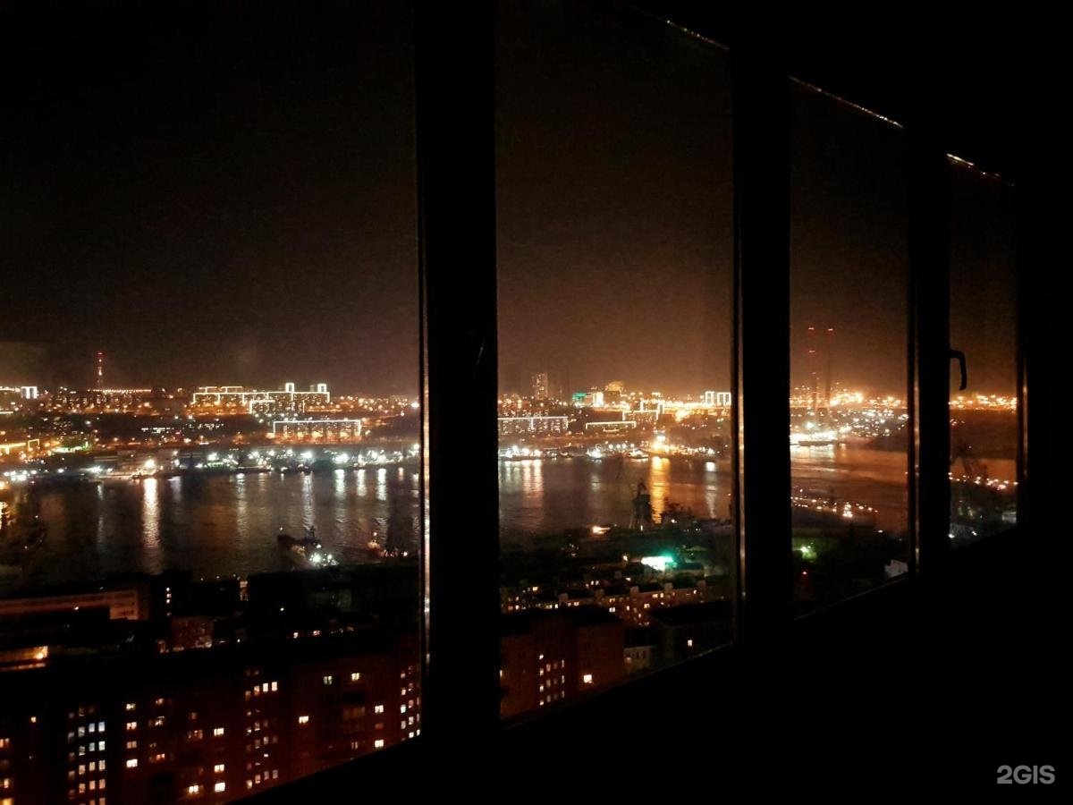 Сопки владивостока. Сопка шошина владивосток. Город у моря владивосток. Буссе владивосток. Улица буссе владивосток лучшие фото.