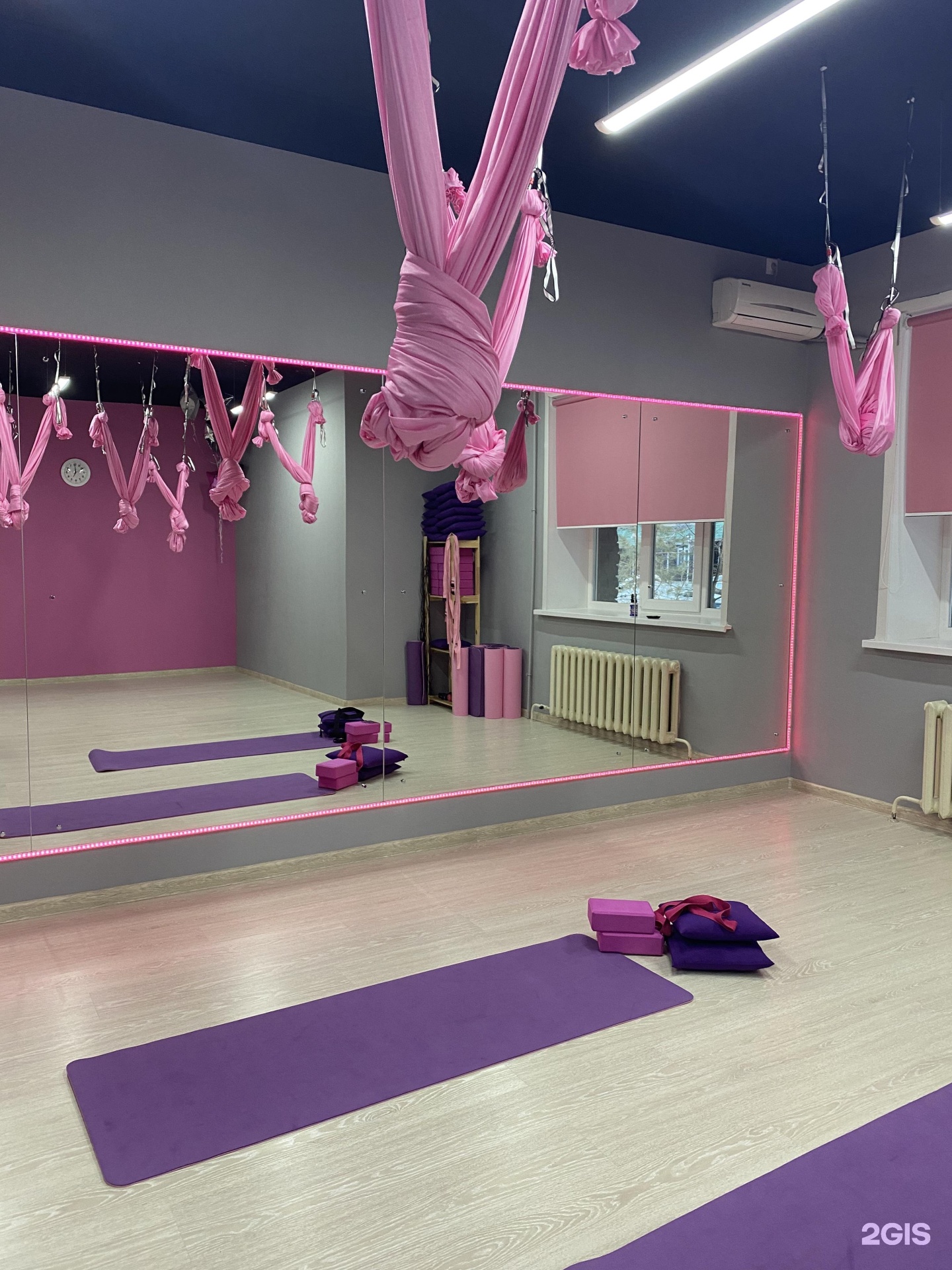 Стретч хаус. Stretch House Казань. Студия растяжки стрейч Хаус. Fitness House Казань. Stretch House Челябинск.