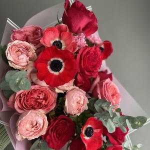Фото от владельца Miss Blooms, магазин цветов в коробках и особенных букетов