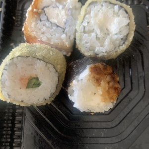 Фото от владельца SUSHI HOLL, ресторан доставки японской кухни