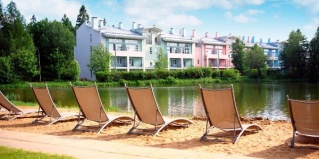 Брёхово: Отель Тропикана парк