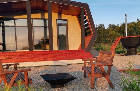 с. Краснореченское: Глэмпинг Сысоевская слобода