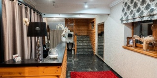 Красная Поляна: Гостевой дом Парк Шале