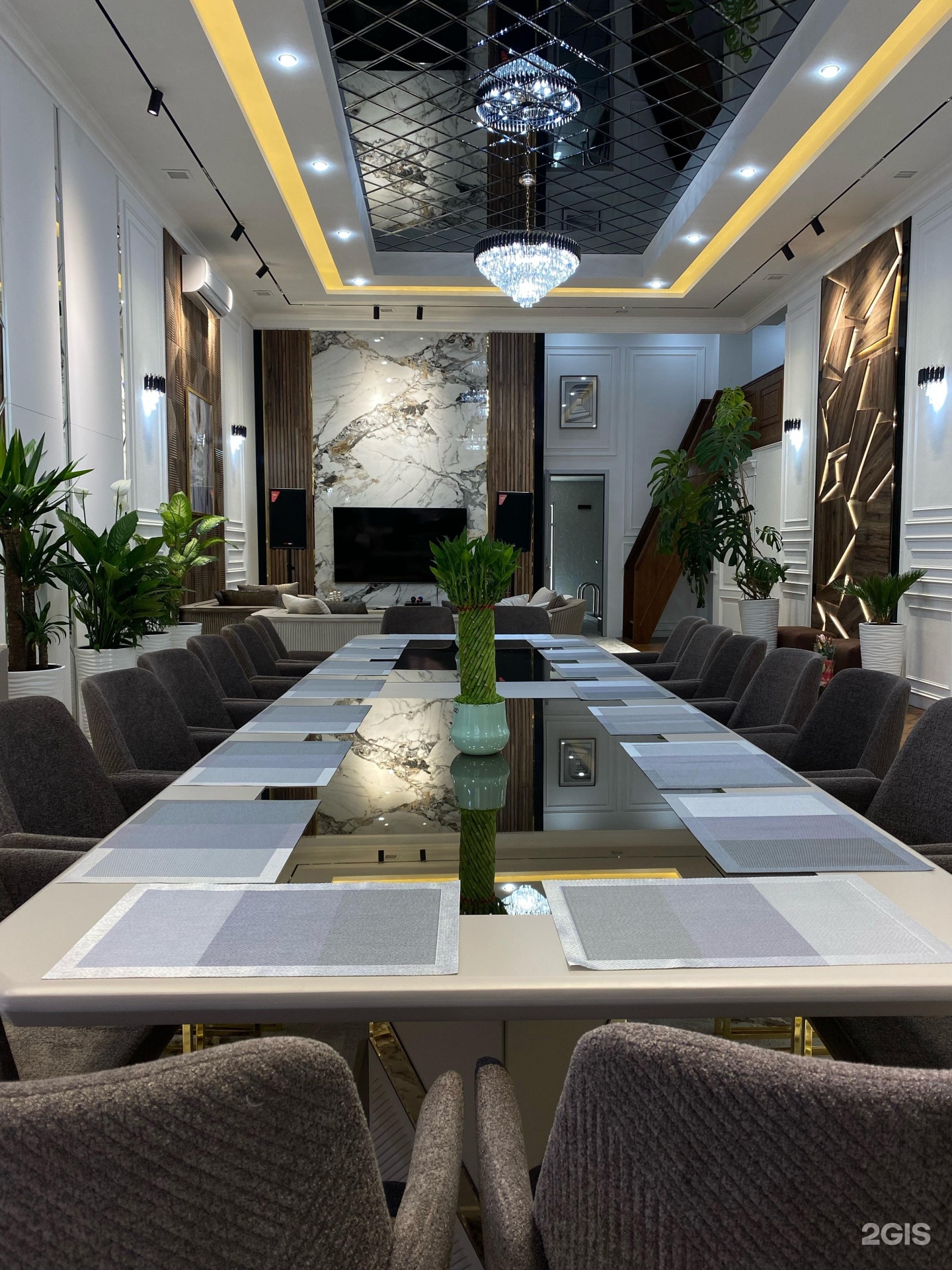 Club Di Lusso