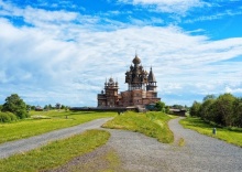 с. Янишполе: Турбаза Хитрый лис