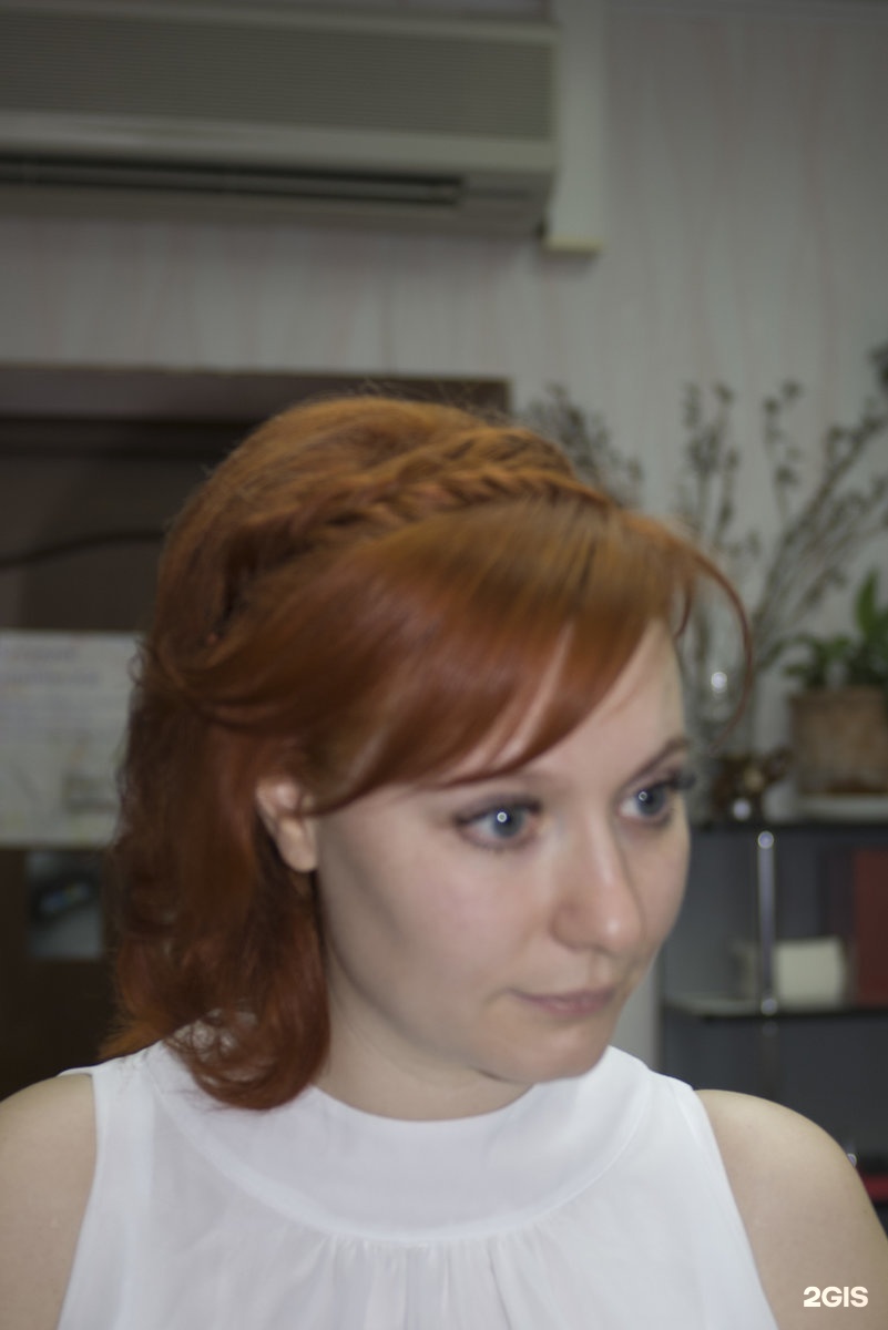 Салон красоты ярославль центр. Кухня для парикмахеров. Салон красоты нягань бестия. Парикмахер новосибирск. Что написать в описании студии волос.