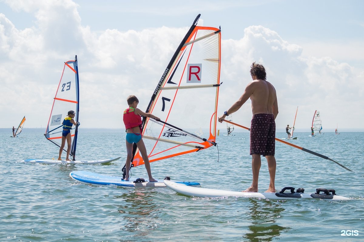 Серфстанция бумеранг новосибирск. Маяк на пляже бумеранг новосибирск. Серфстанция бумеранг новосибирск. Ветратория вьетнам. Бумеранг серфстанция.