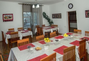 Гостевой дом Sweet House Karakol в Караколе