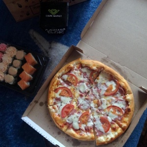 Фото от владельца Суаре Маркет, сеть магазинов по доставке суши, пиццы, лапши в коробочке
