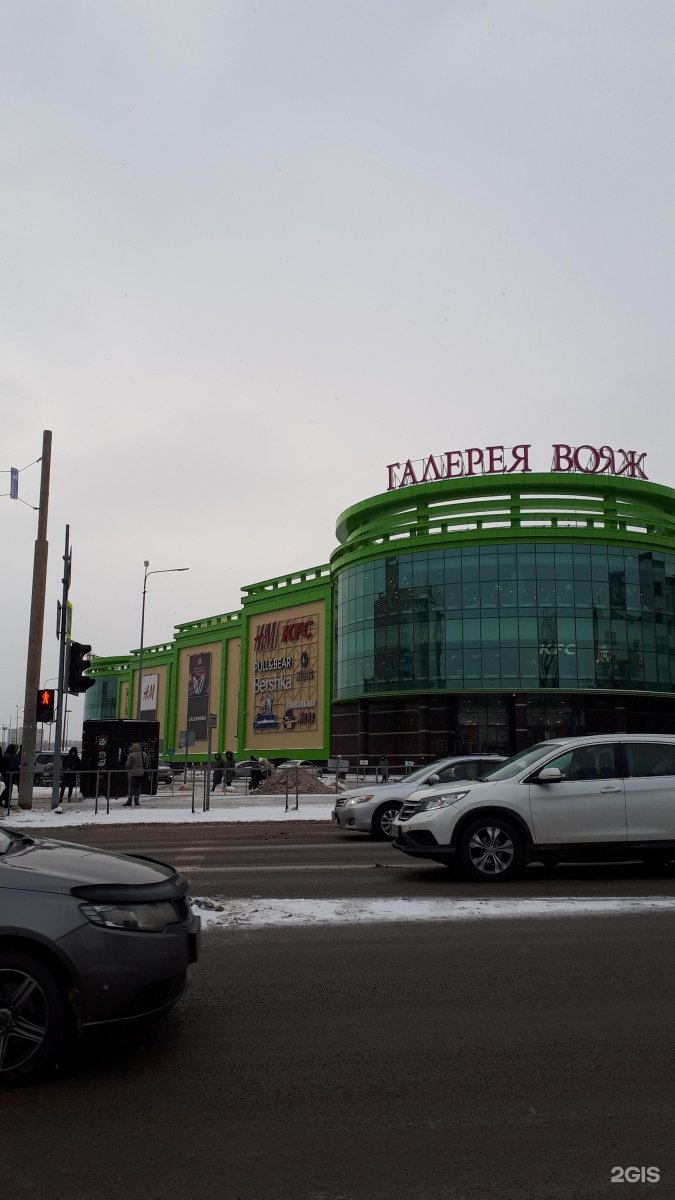 Вояж 81. Галерея Вояж Тюмень. Парковка ТЦ галерея Вояж Тюмень. Галерея Вояж Тюмень карта. Галерея Вояж Тюмень кино.