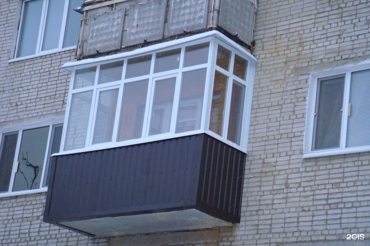 Балкон со стороны улицы