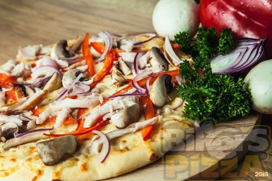 Bikers pizza. Байкер пицца. Состав пиццы Харлей. Харлей с пиццерией.