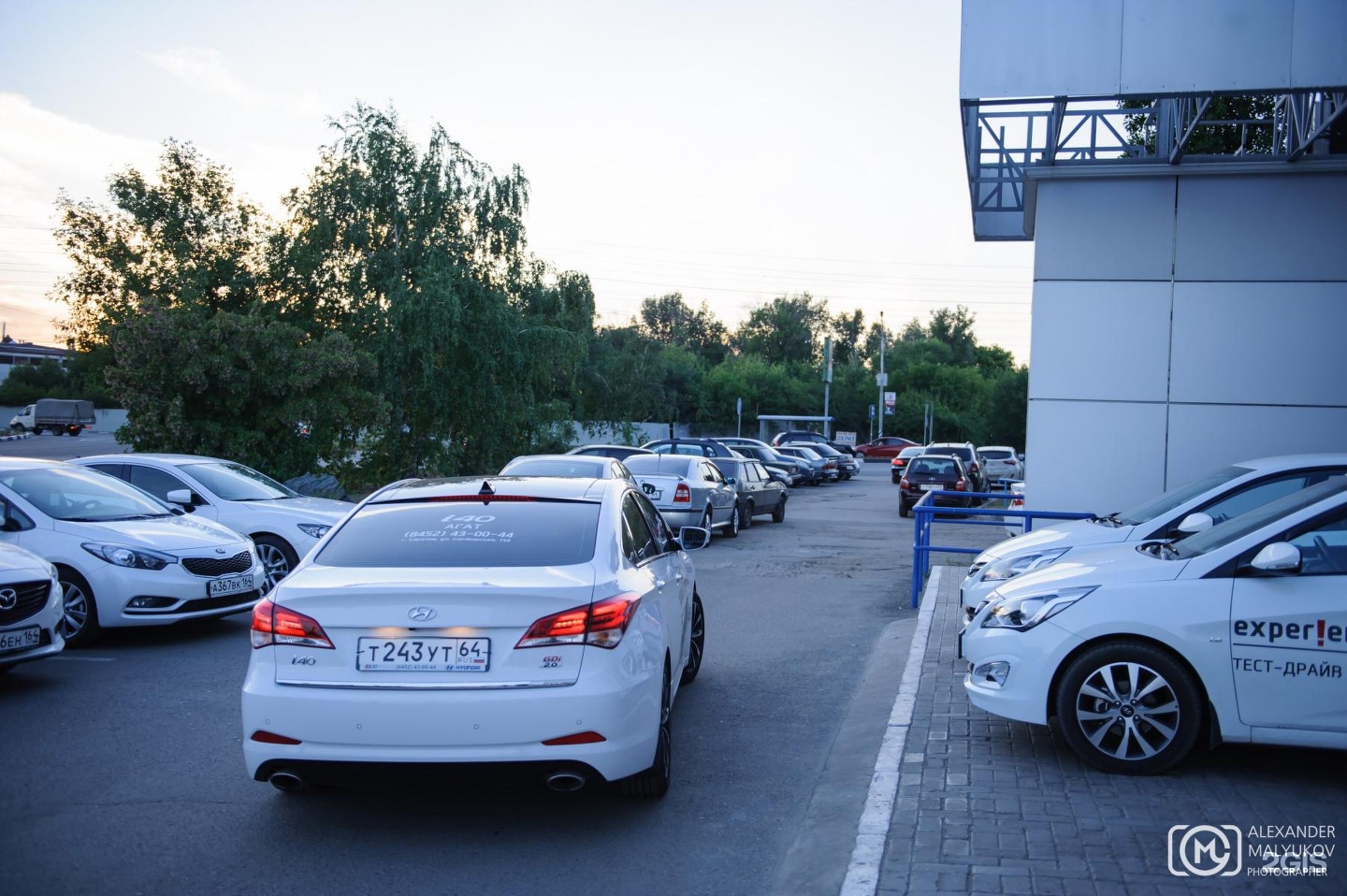 Агат хендай нижний новгород. Ларина 23г Нижний Новгород автосалон. Агат авто с пробегом в Нижнем Новгороде на Ларина.
