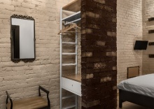 Омск: Отель Brick Walls Hotel