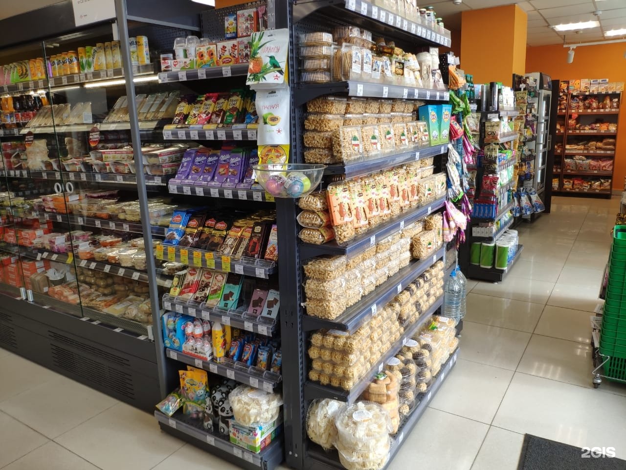 продается ли в казани. чак-чак store, казань. центральный рынок казани. казань магазины сувениров и подарков. сувенирные магазины в казани.