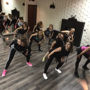 Фото от владельца Fitness квартирка, студия фитнеса и танцев