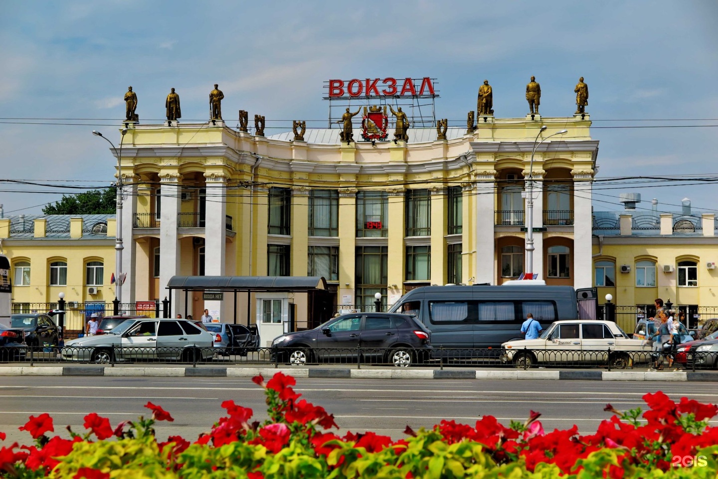 площадь черняховского воронеж