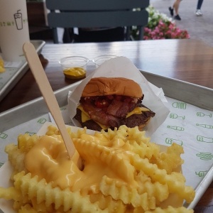 Фото от владельца Shake Shack, кафе быстрого питания