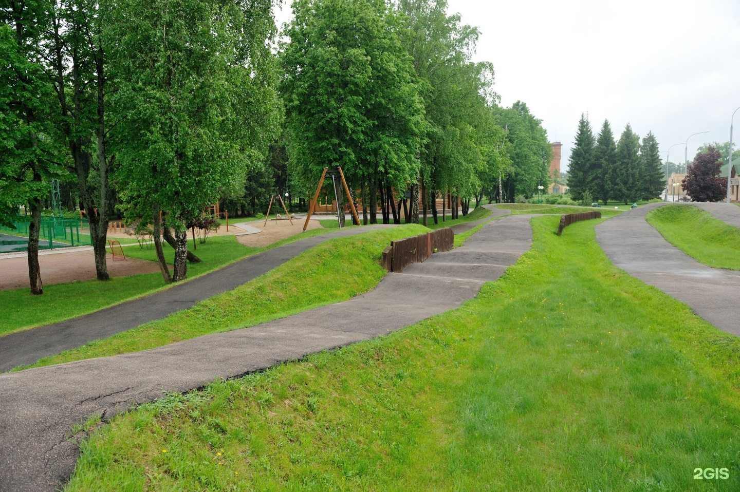 Первая московская гимназия д липки 63а фото Первая Московская гимназия, деревня Липки, 63а ст6, д. Липки - 2ГИС