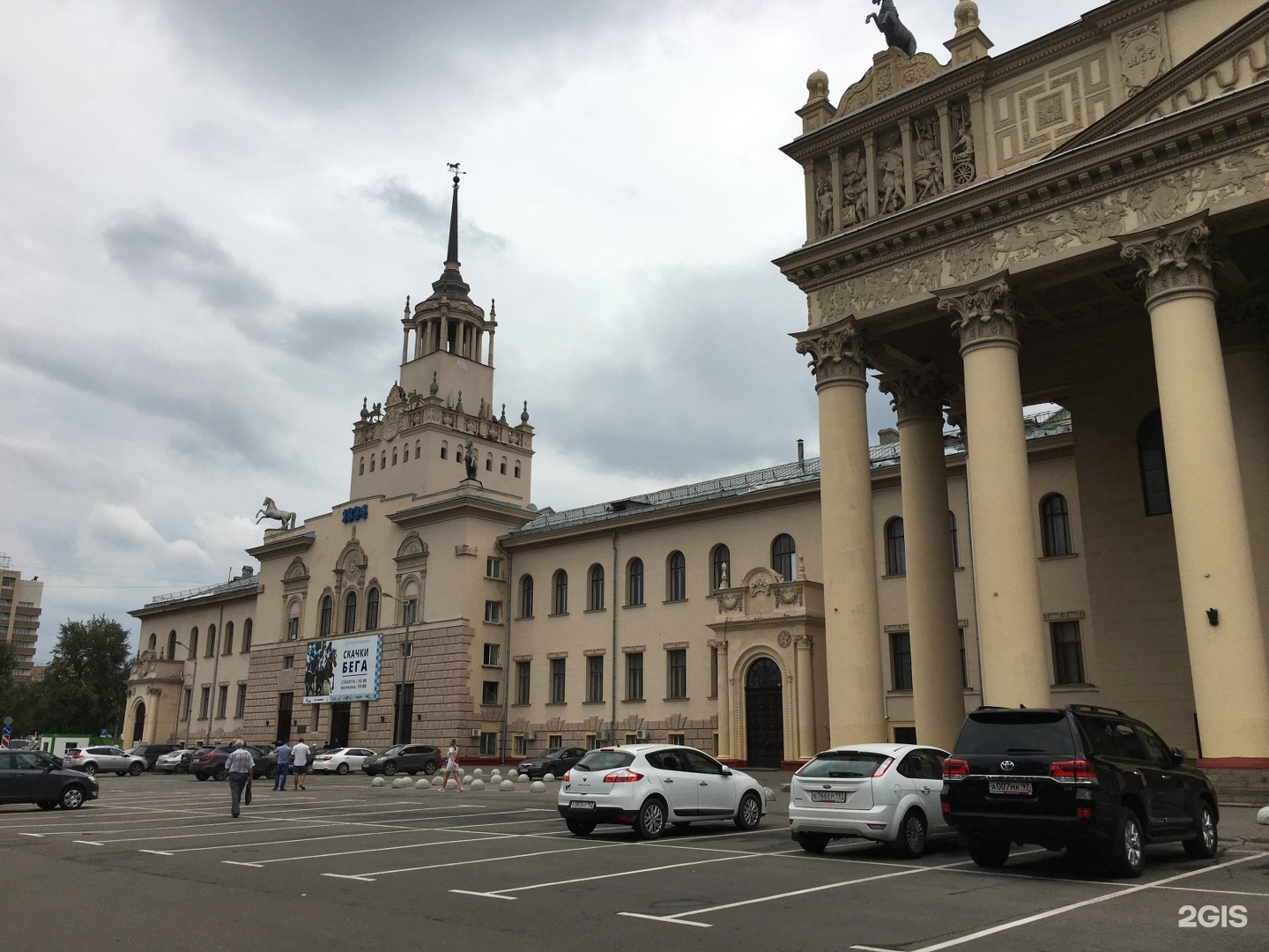 Московский 22. Центральный Московский ипподром. Центральный Московский ипподром здание. Московский ипподром на беговой. Беговая 22 ипподром.