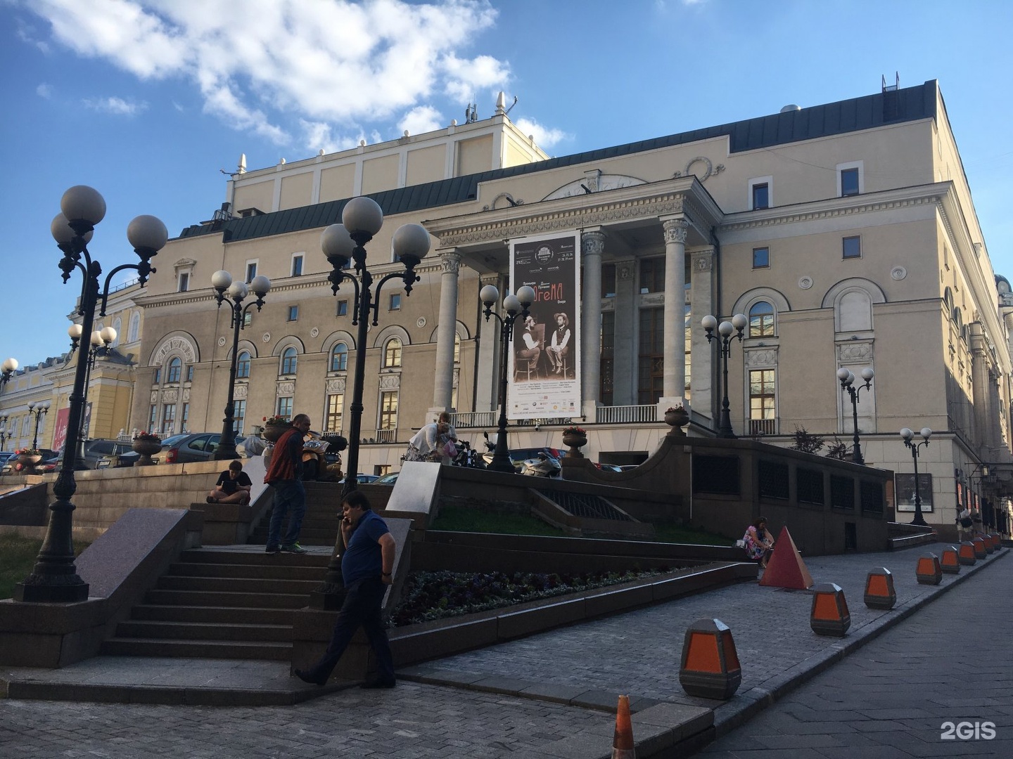 Театр москва дмитровка. Большая Дмитровка 4/2. Большой театр новая сцена.