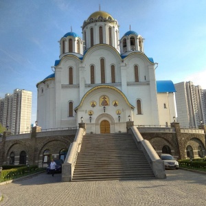 Фото от владельца Храм Покрова Пресвятой Богородицы в Ясеневе