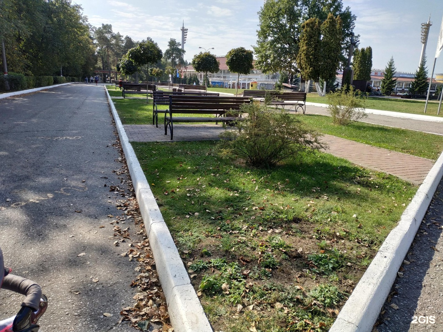 Парк в жуковском. Сквер Жуковский. Жуковский парк. Парк культуры и отдыха г. Жуковского. Новый сквер в Жуковском.