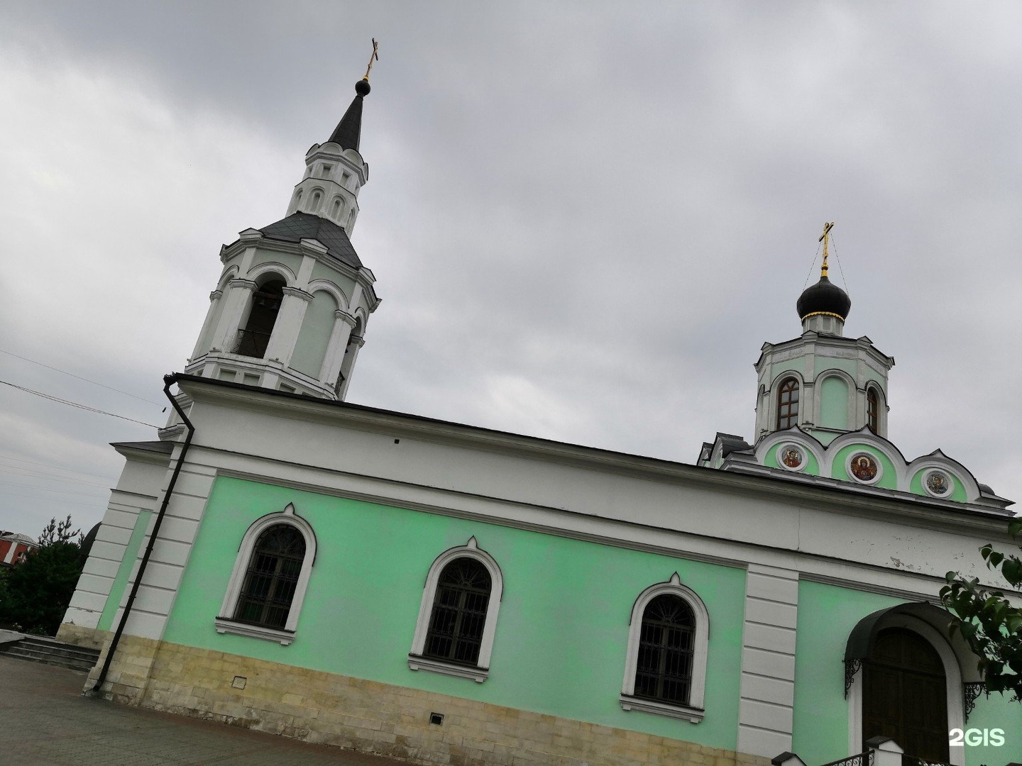 Храм креста на чистом вражке. Храм Воздвижения Креста Господня тружеников переулок. Храм Воздвижения Креста Господня на чистом Вражке Москва. Храм Воздвижения Креста Господня на чистом Вражке. Храм Воздвижения Креста Господня на чистом Вражке чертеж.