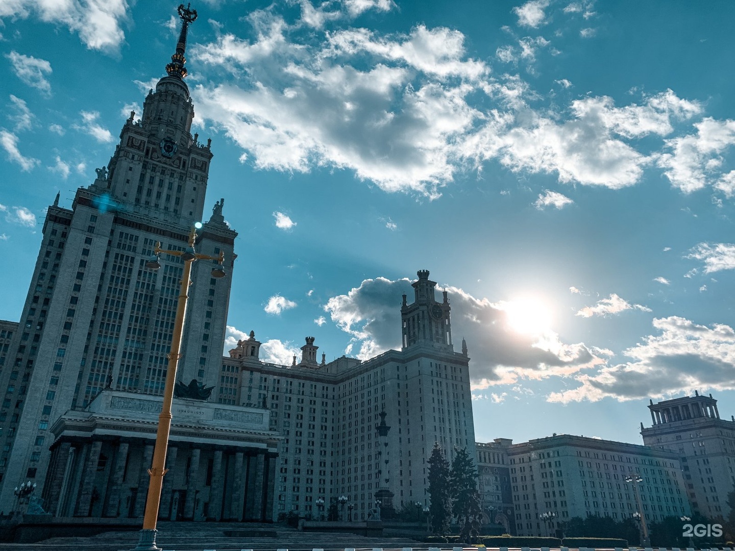 Московский государственный университет им. м.в. Ломоносова. МГУ фото. Университет Ломоносова в Москве фото. МГУ на Ленинских горах.